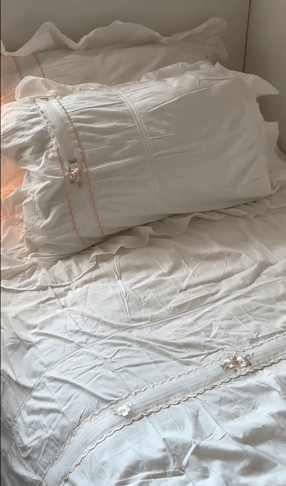 Embroidered Lace Ruffle Bedding Set / Pink