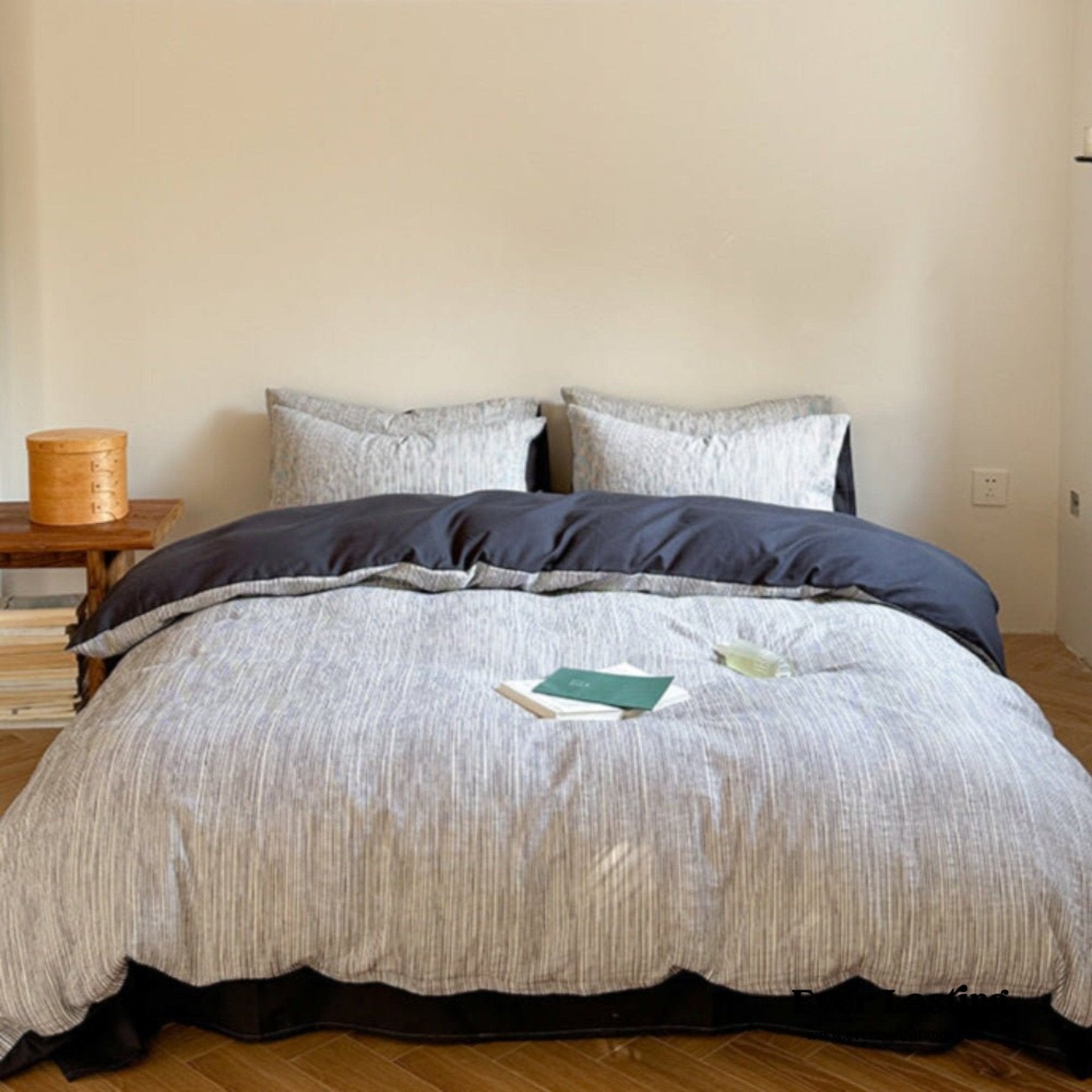 Emma Duo Striped Jacquard Bedding Set / Light Purple