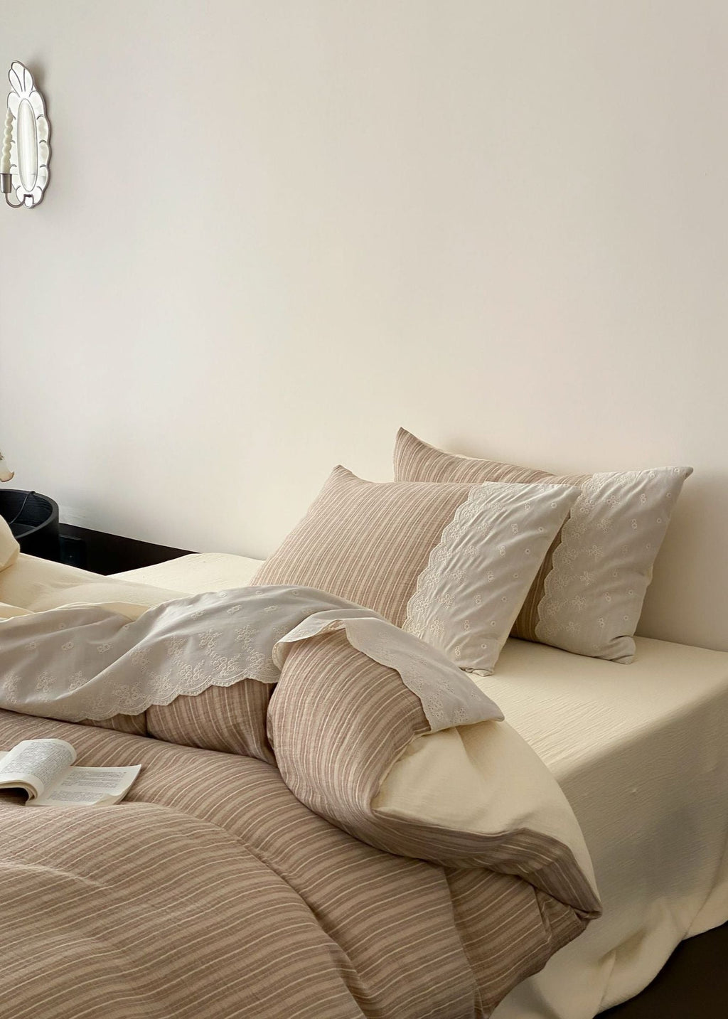 Florence Lace Double Gauze Striped Bedding Set / Brown