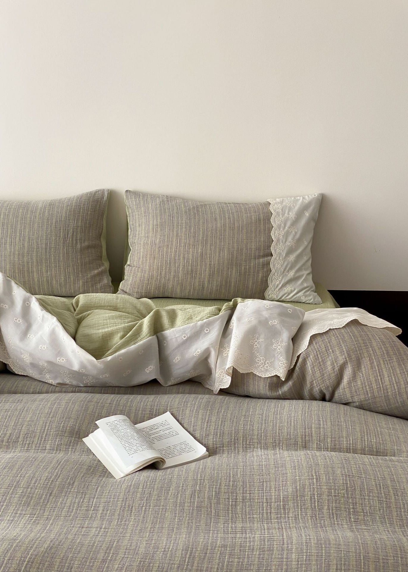 Florence Lace Double Gauze Striped Bedding Set / Brown