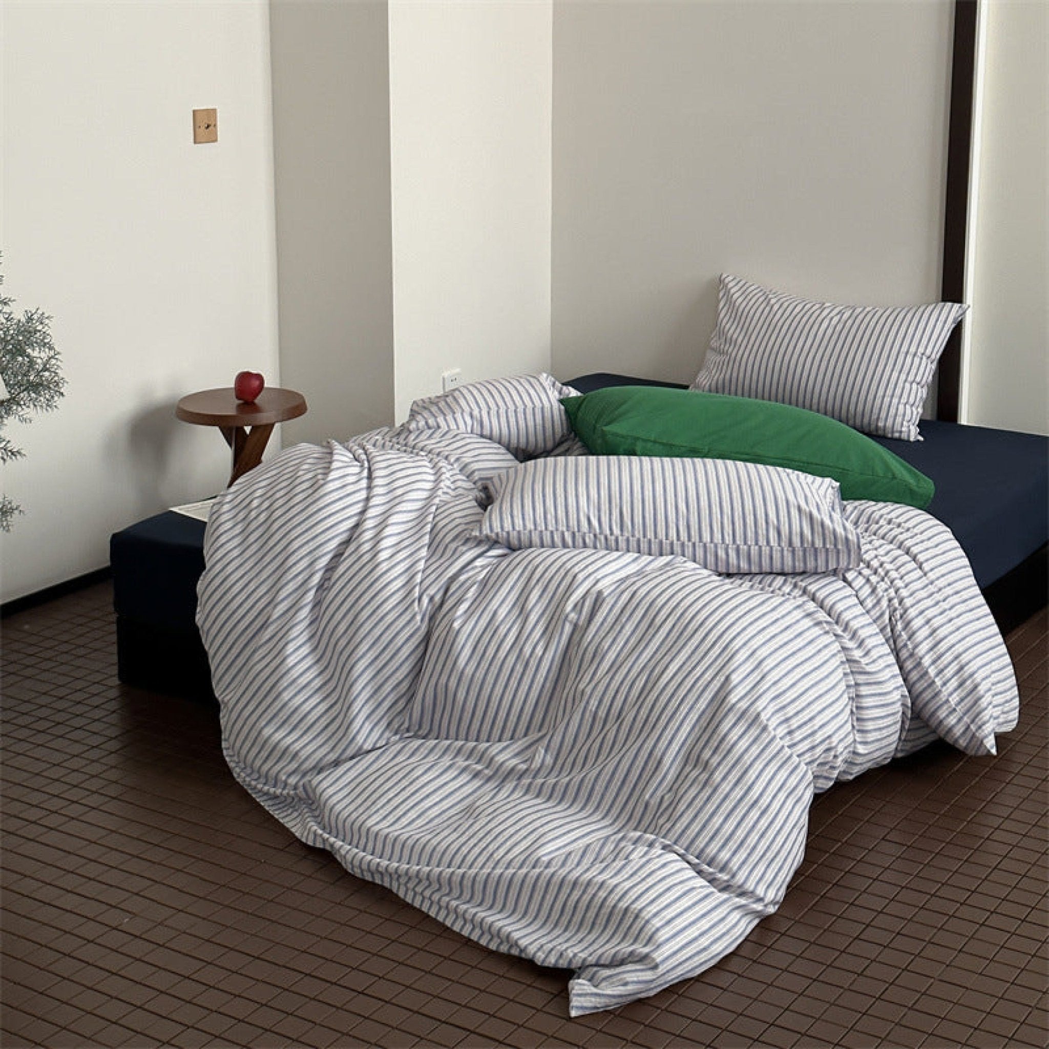 French Stripes Minimal Bedding Set / Green Yellow