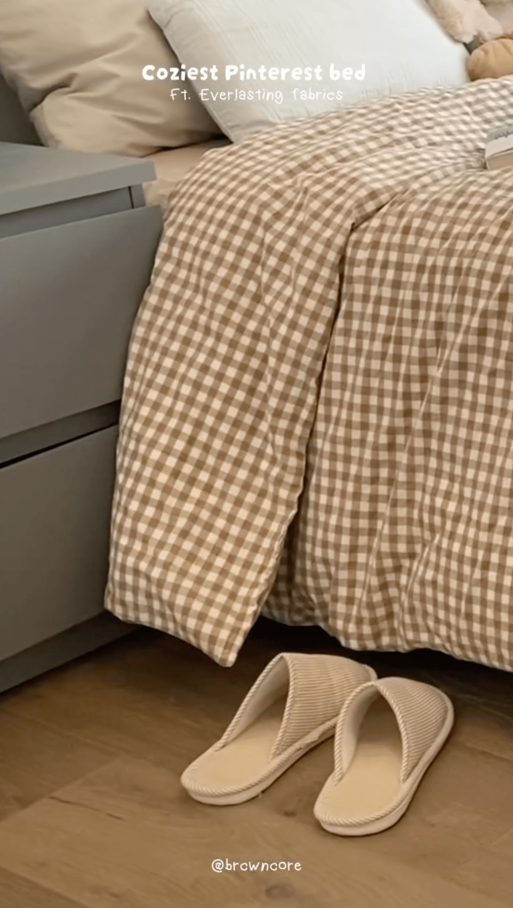 Gingham Bedding Set / Red