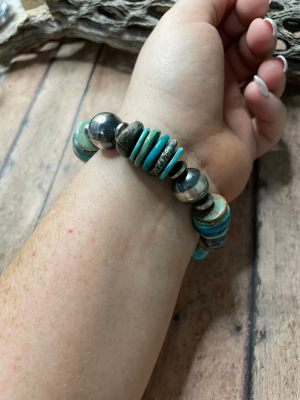 Handcrafted Sterling Silver Stretchy Natural #8 Turquoise Beaded Bracelet