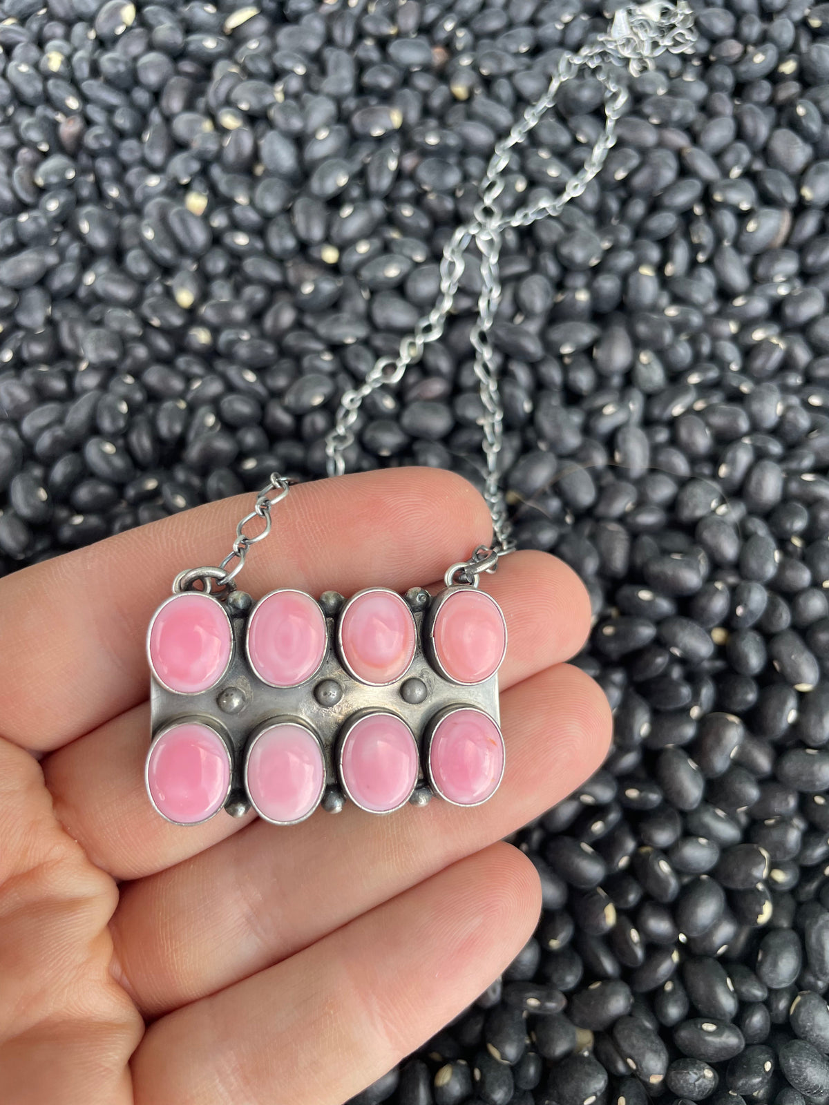 8 Stone Queen Pink Conch Shell And Sterling Silver Necklace Signed