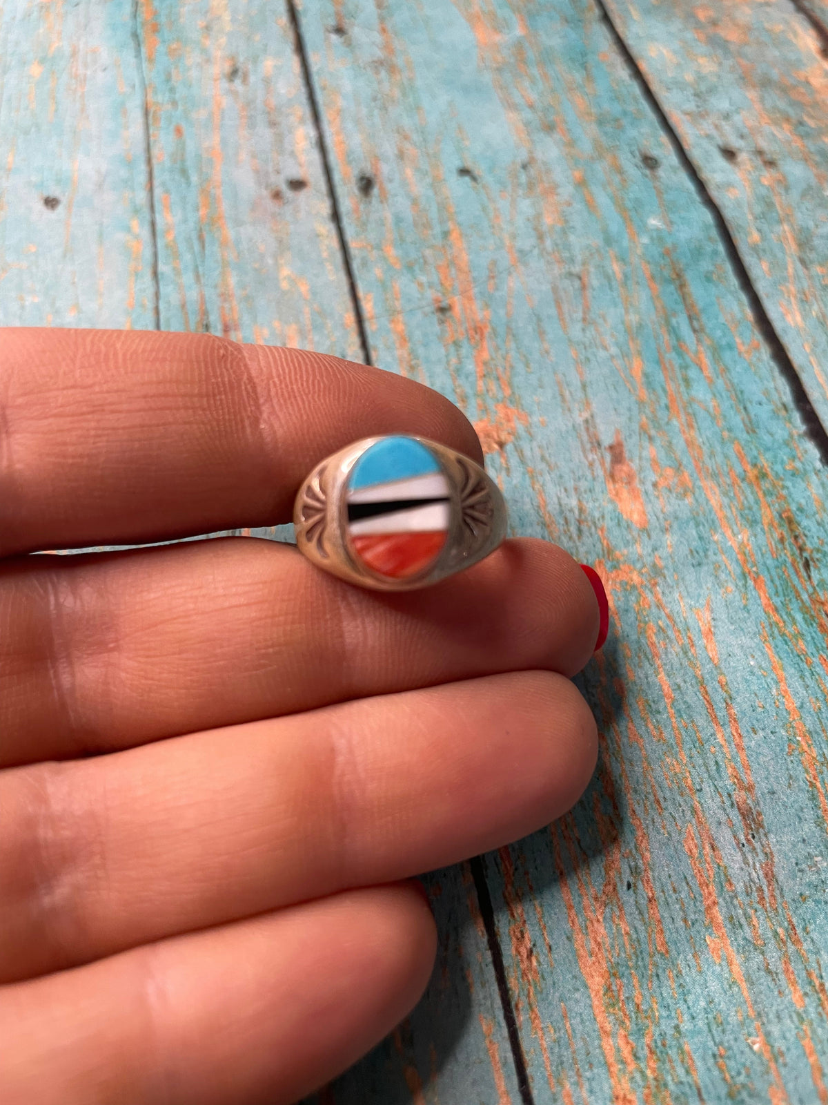 Old Pawn Handcrafted Sterling Silver & Multi Stone Inlay Ring Size 6