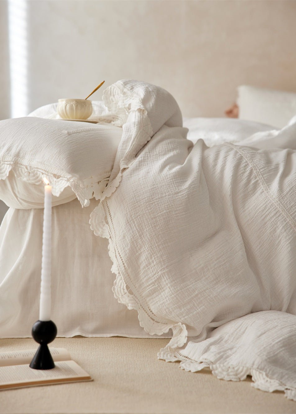 Isadora Lace Ruffle Double Gauze Bedding Set / Brown