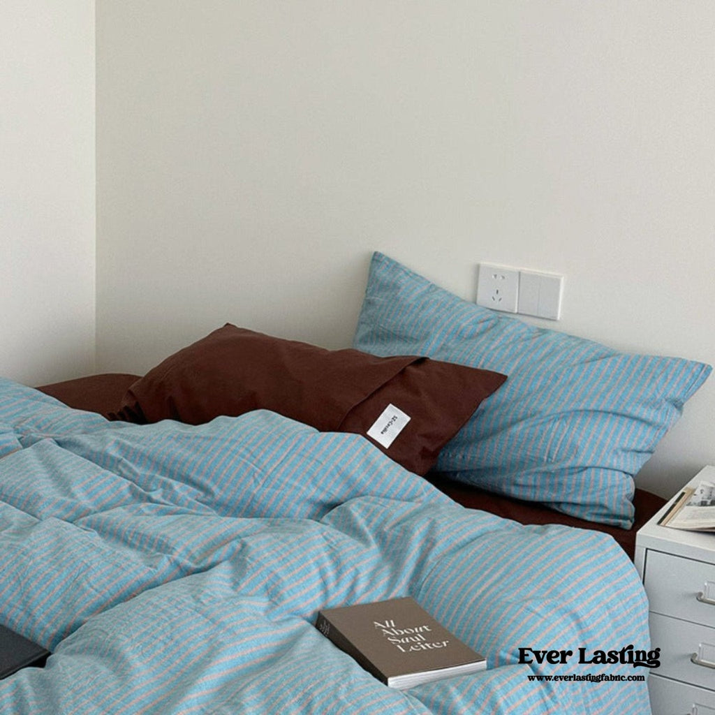 James Striped Bedding Set / Blue