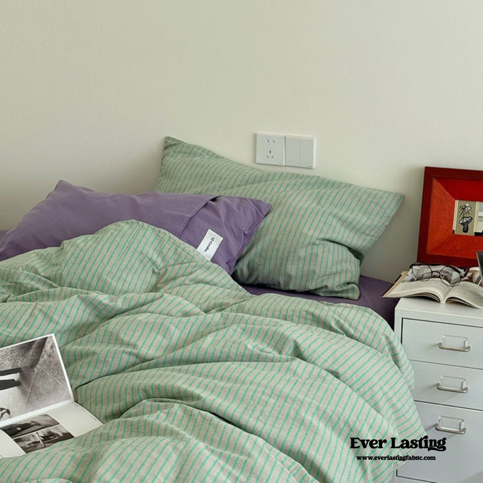 James Striped Bedding Set / Purple