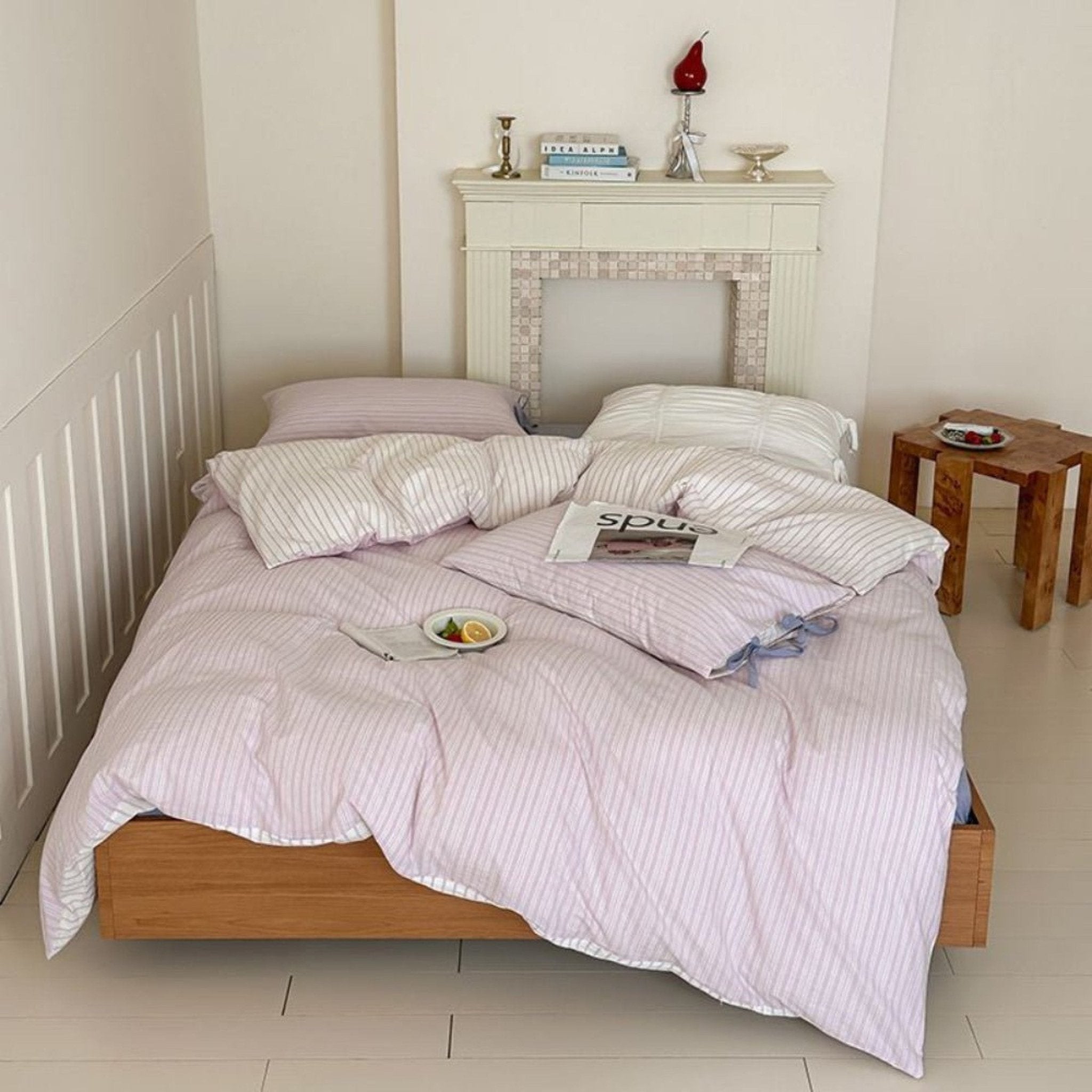 Josie Bow Tied Striped Bedding Set / Cream