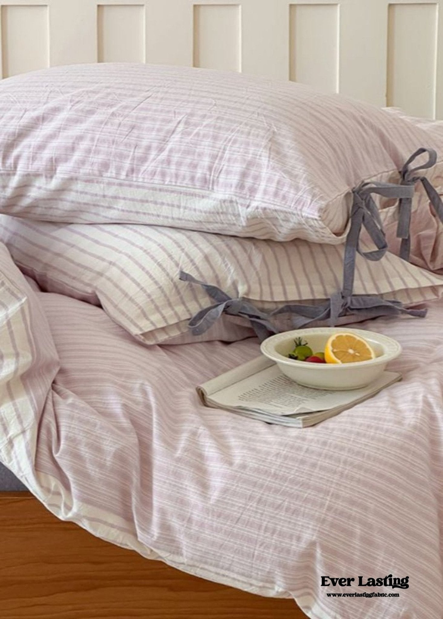 Josie Bow Tied Striped Bedding Set / Cream
