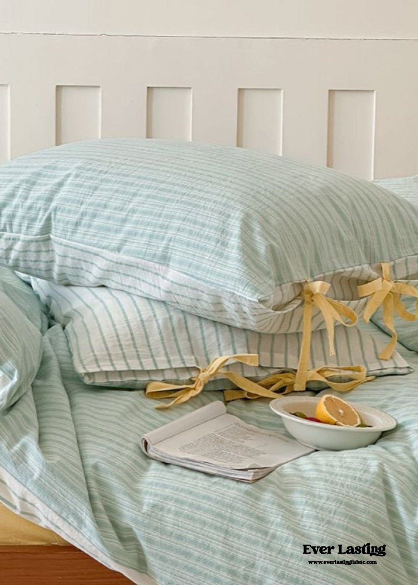 Josie Bow Tied Striped Bedding Set / Cream