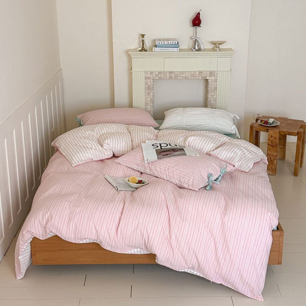Josie Bow Tied Striped Bedding Set / Pink