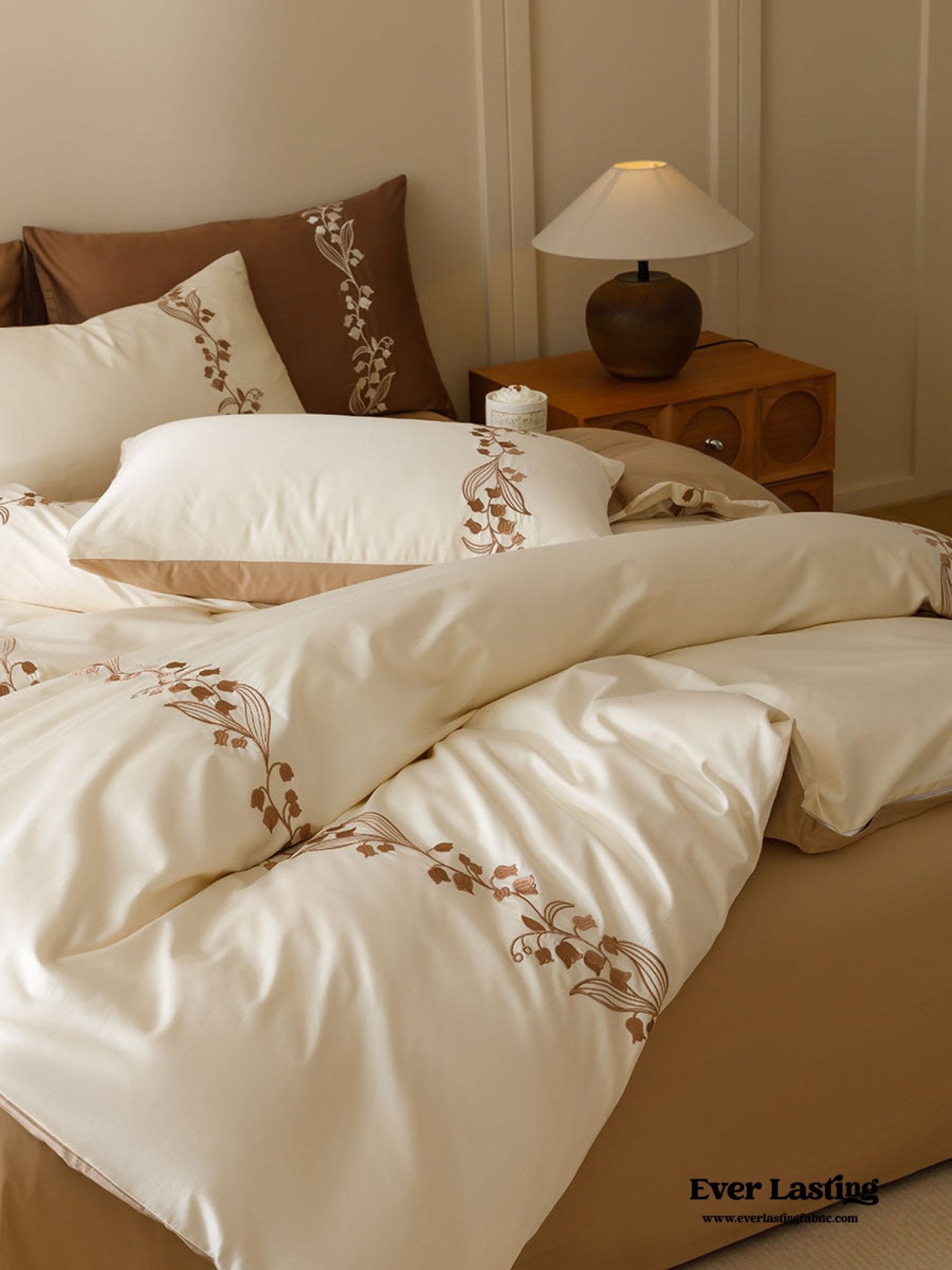 Lily of the Valley Embroidered Silky Bedding Set / Cream