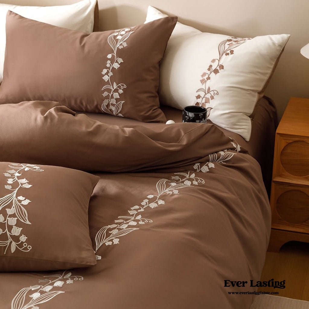Lily of the Valley Embroidered Silky Bedding Set / Green