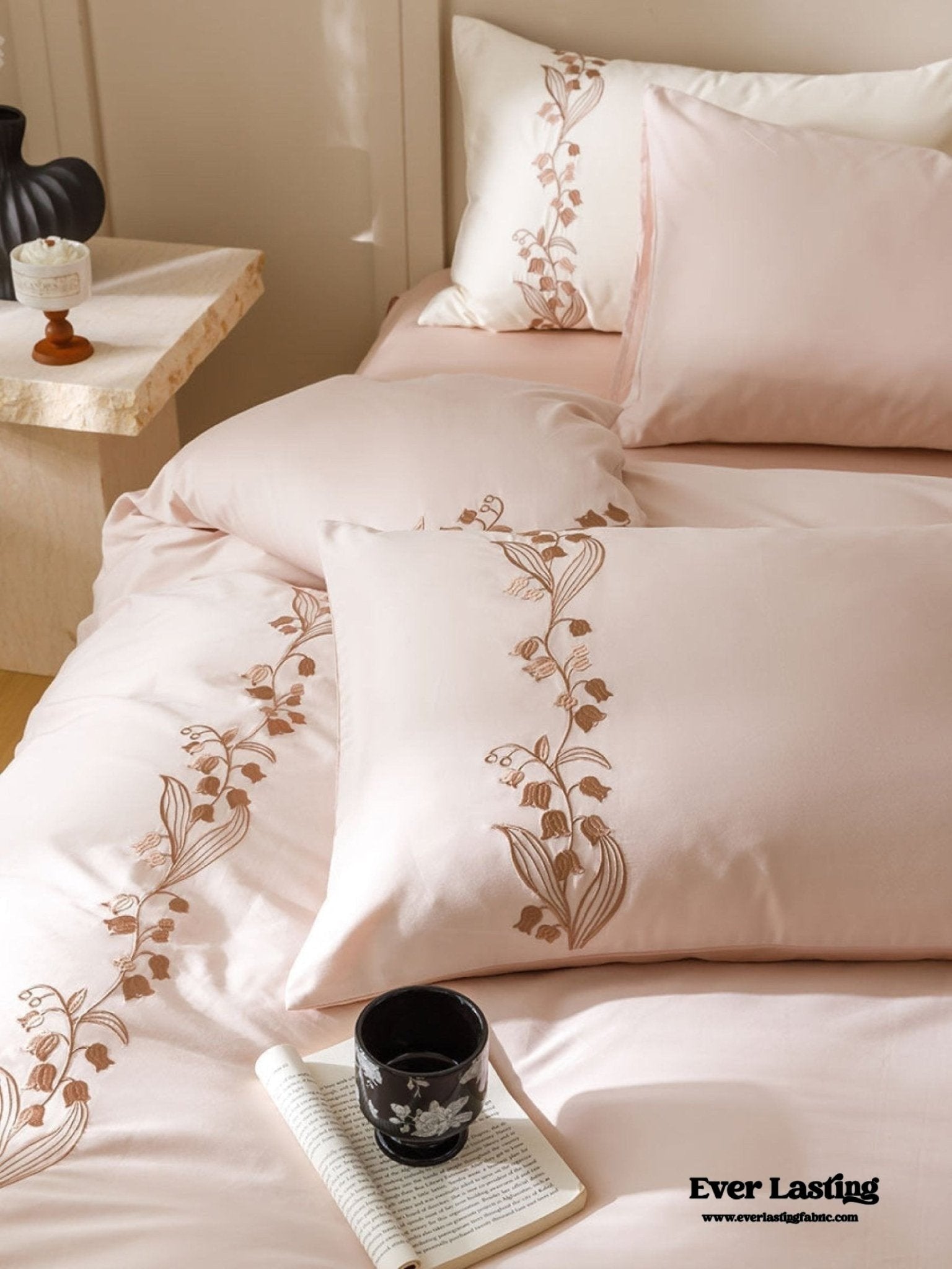 Lily of the Valley Embroidered Silky Bedding Set / Purple