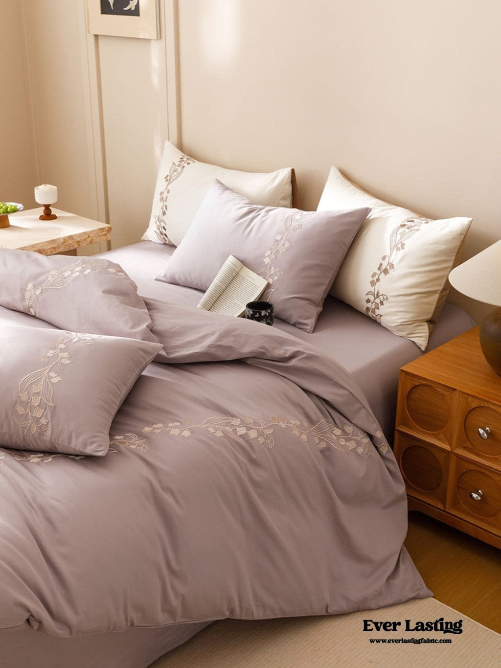 Lily of the Valley Embroidered Silky Bedding Set / Purple