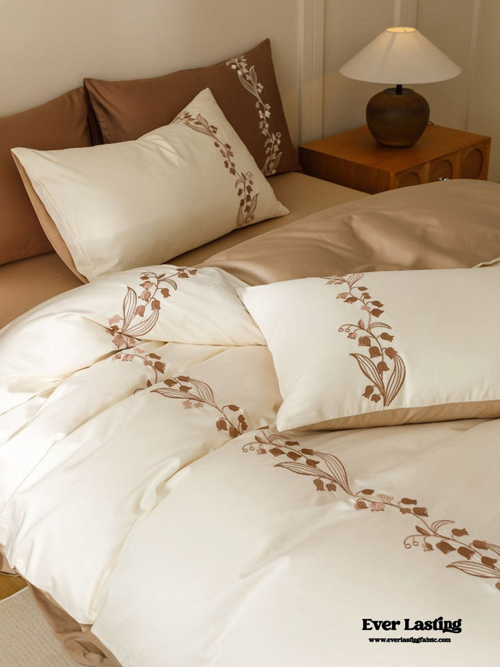 Lily of the Valley Embroidered Silky Bedding Set / Purple