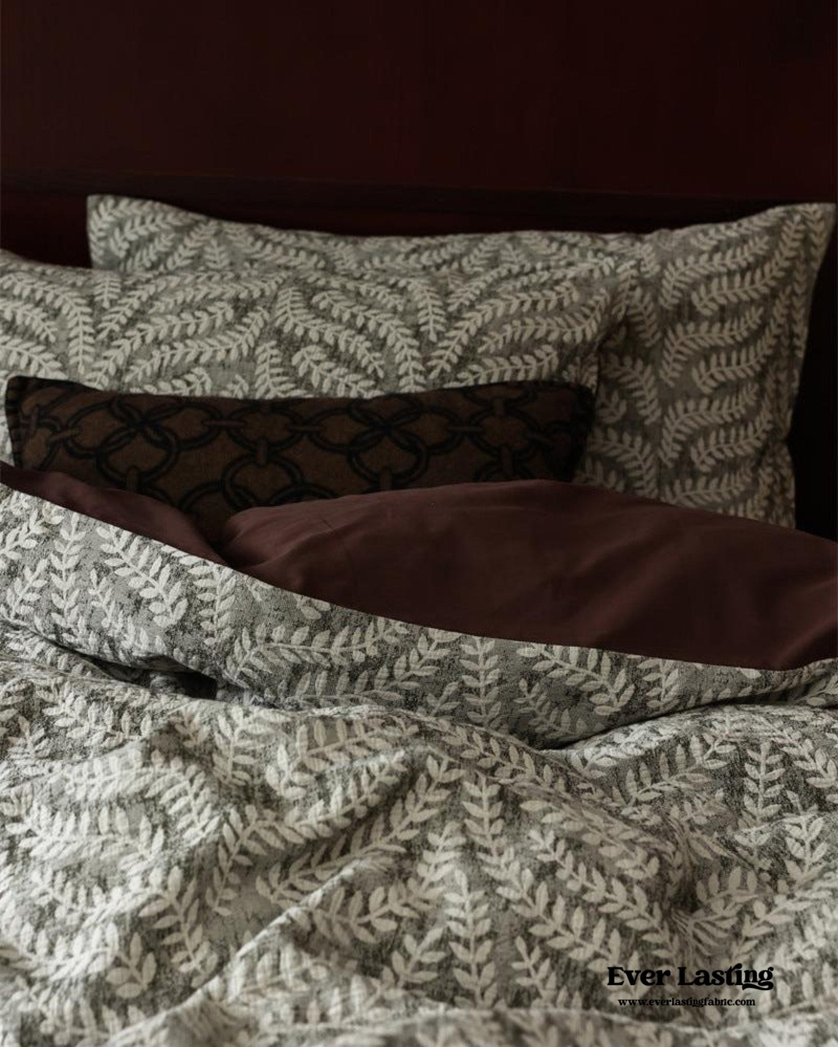 Lucien Silky Vintage Jacquard Bedding Set / Blue