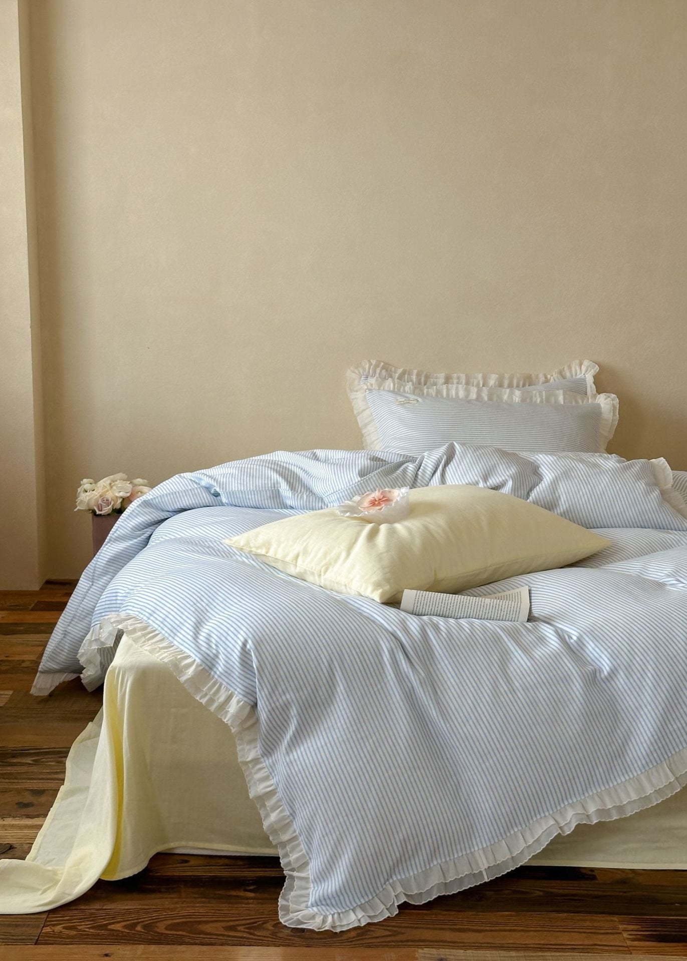 Mabel Lace Double Gauze Striped Bedding Set / Blue