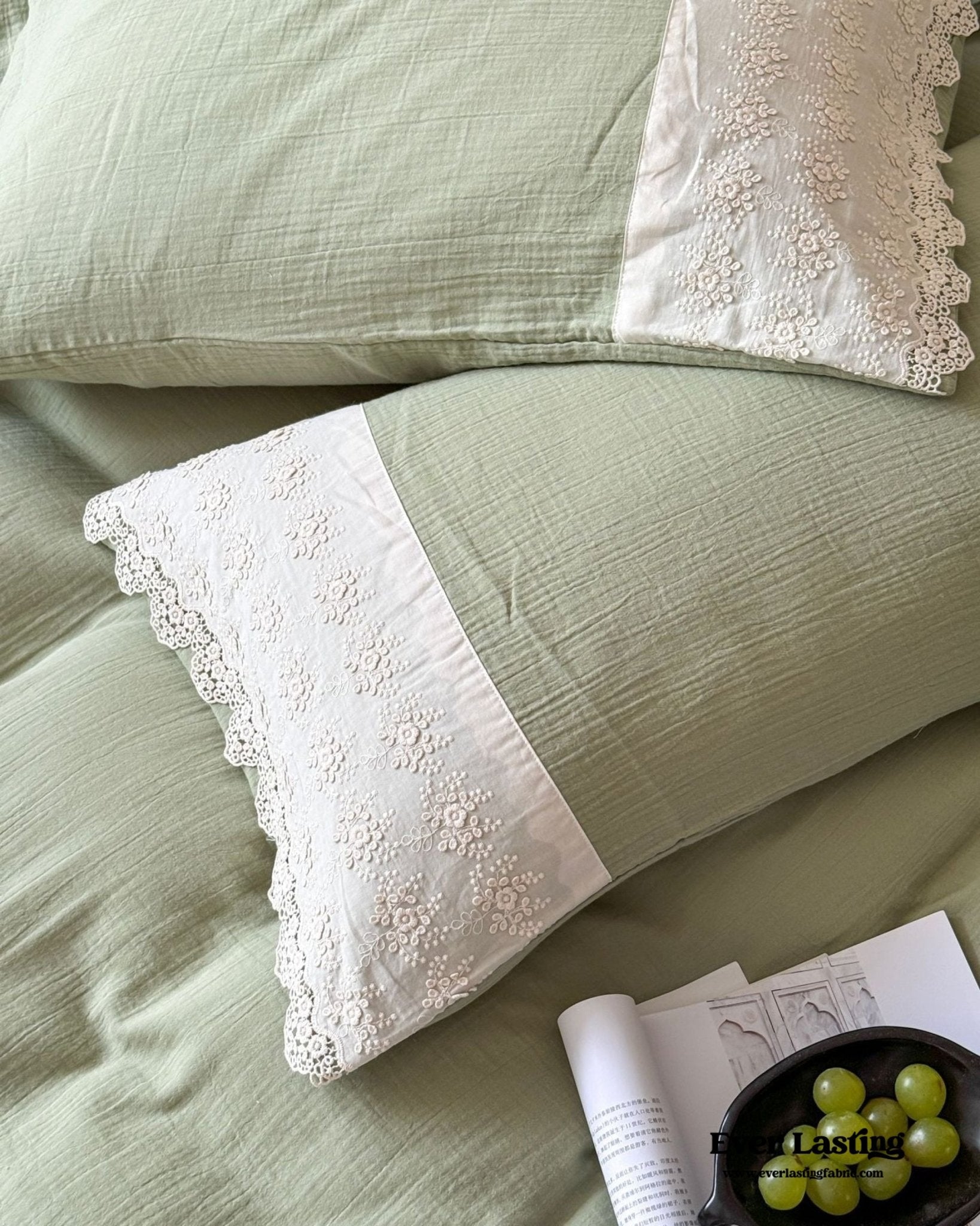 Margaux Lace Double Gauze Bedding Set / Chocolate Brown