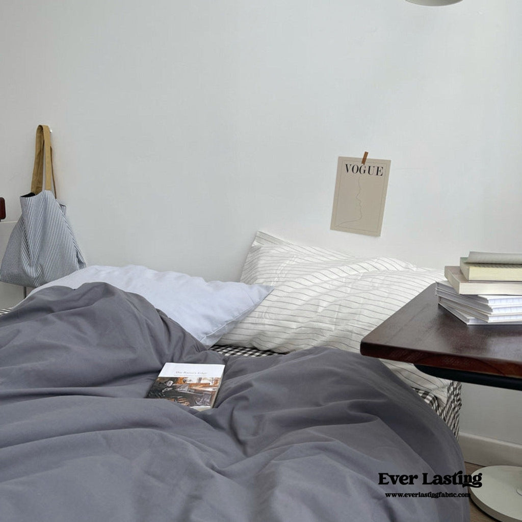Minimal Mixed Gingham Bedding Set / Gray