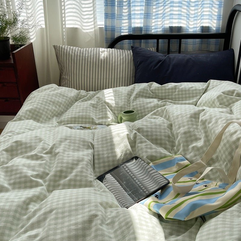 Mixed Gingham Striped Bedding Set / Black