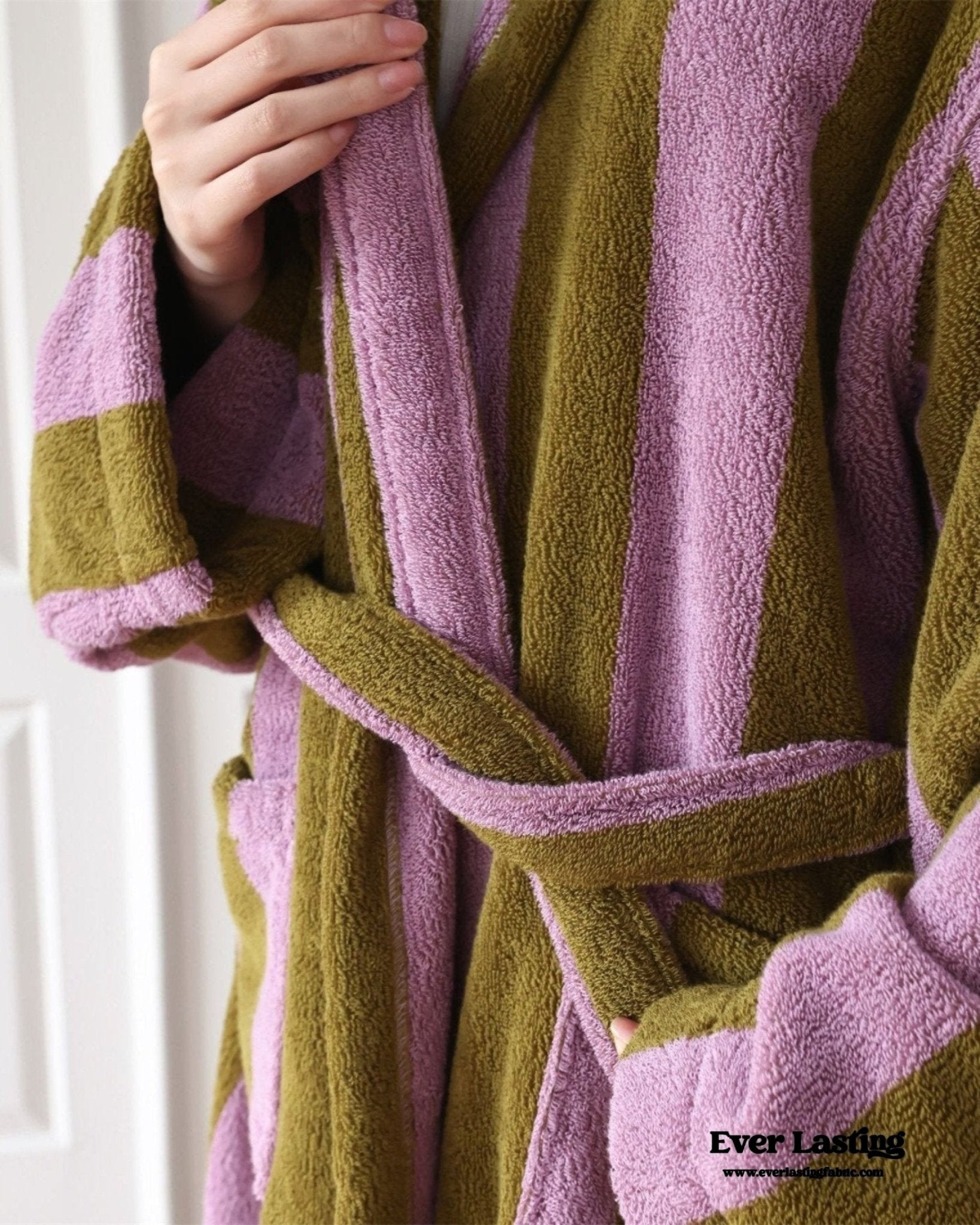 Modern Striped Cotton Bathrobe Set / Pink
