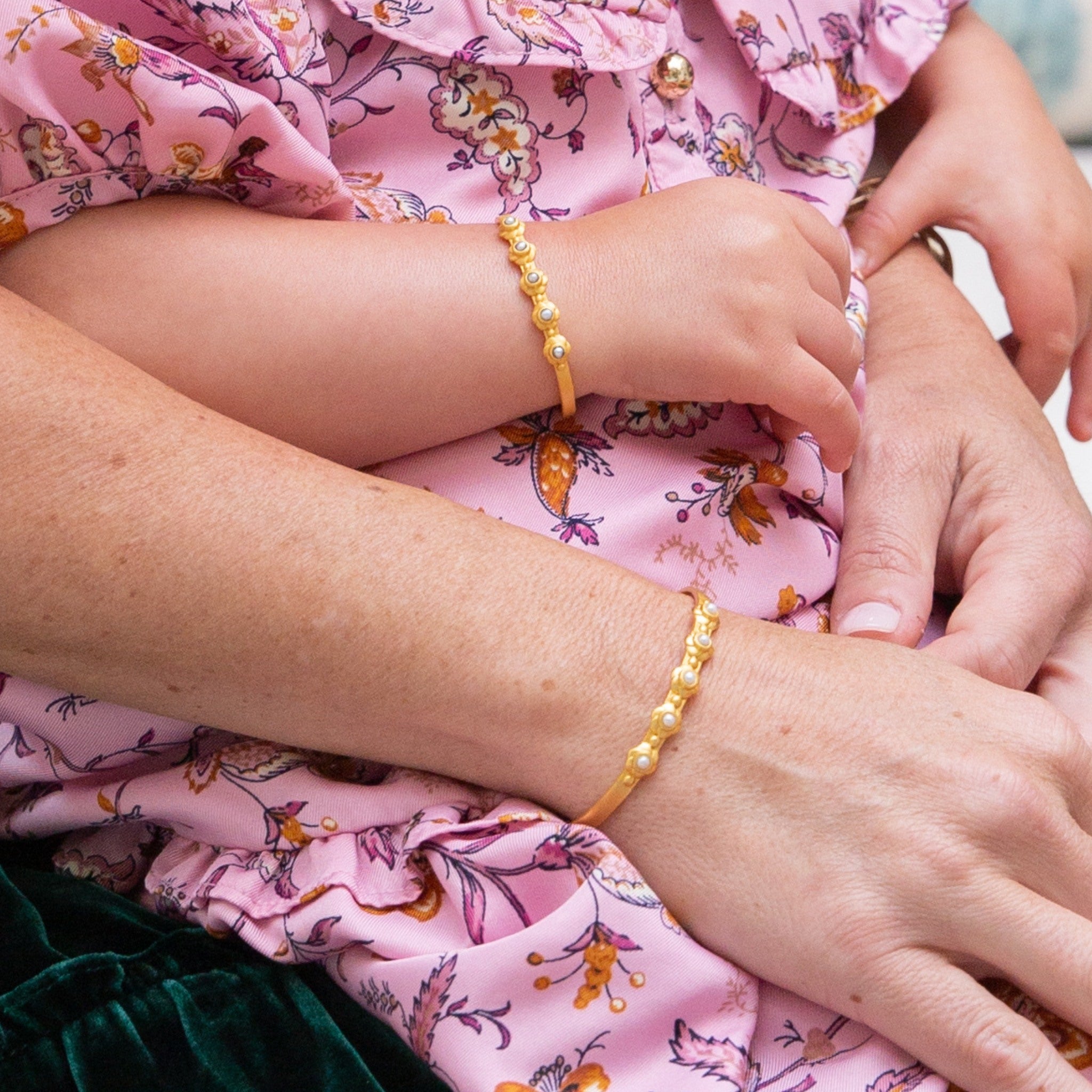 Mommy Matching Bracelet - Pearl