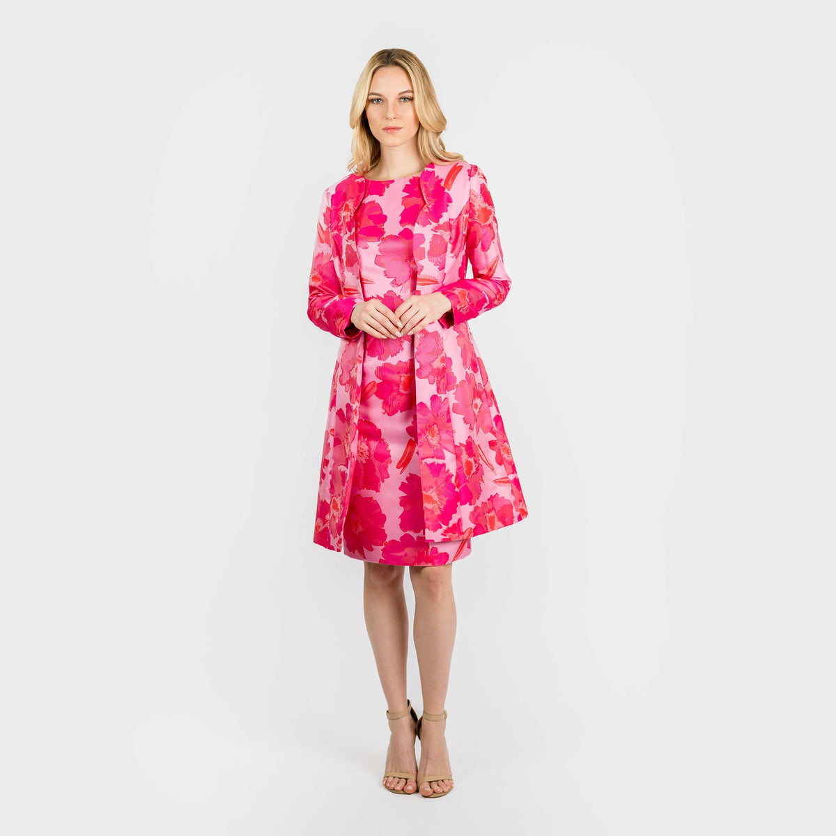 The Scalloped Edge Topper Classic