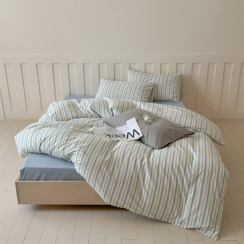 Parker Minimalist Striped Bedding Set / Blue