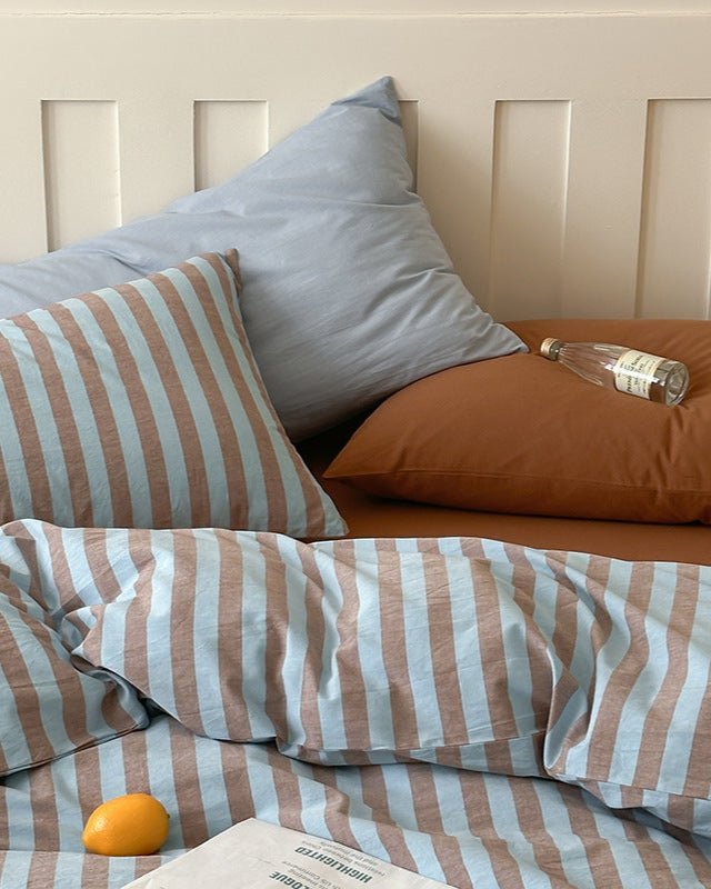 Parker Minimalist Striped Bedding Set / Khaki & Gray