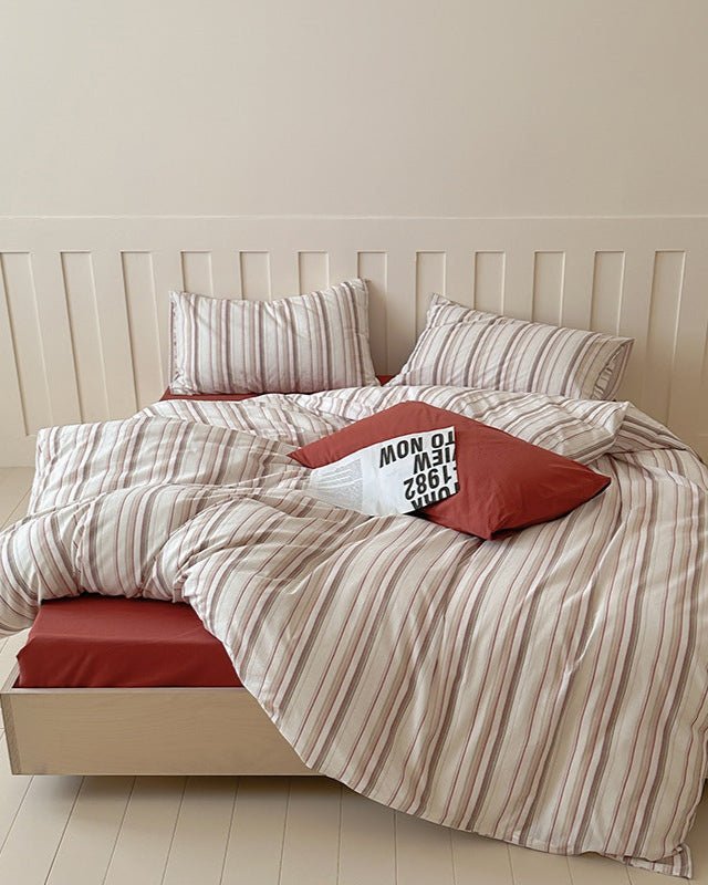 Parker Minimalist Striped Bedding Set / Blue