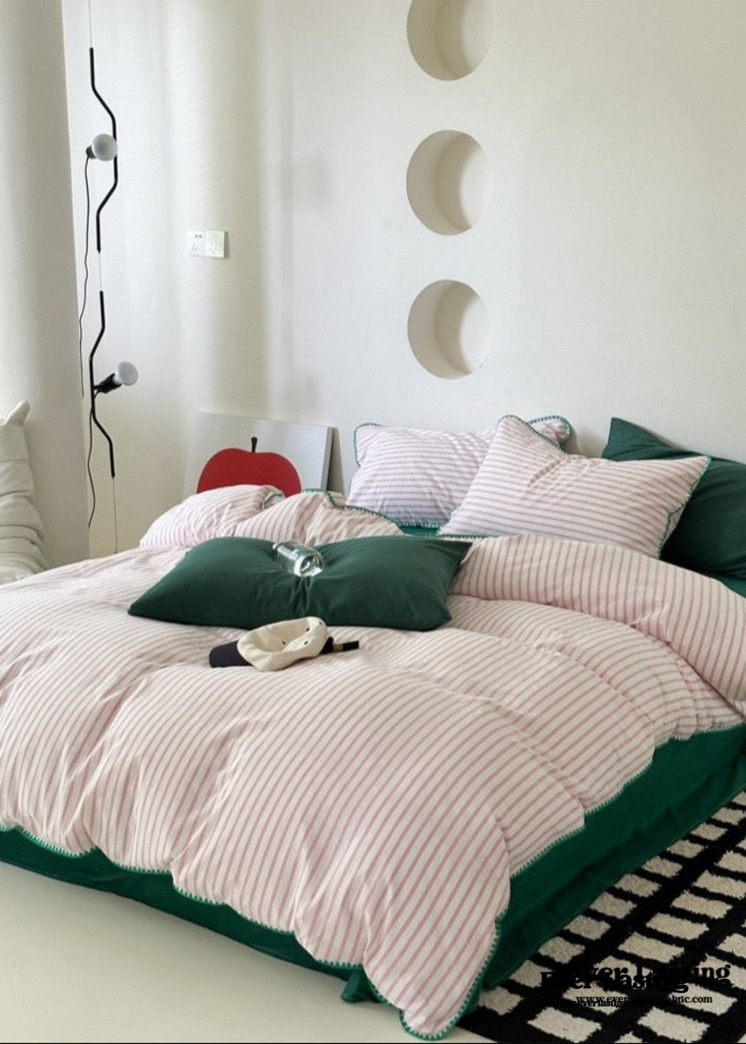Pepper Candy Stripe Bedding Set / Fuchsia