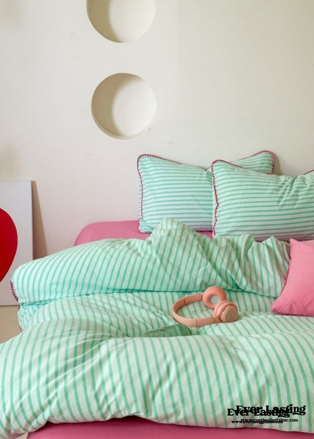 Pepper Candy Stripe Bedding Set / Fuchsia