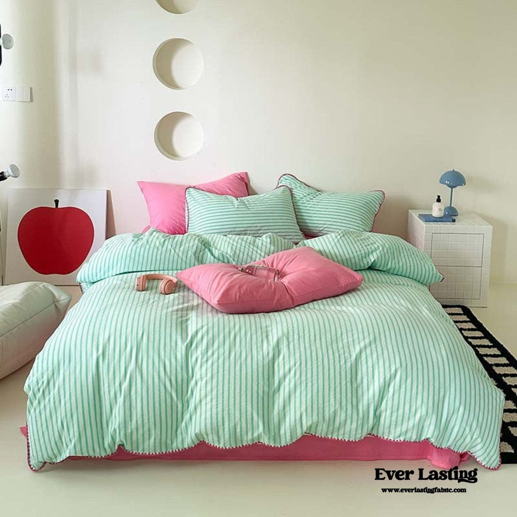 Pepper Candy Stripe Bedding Set / Fuchsia