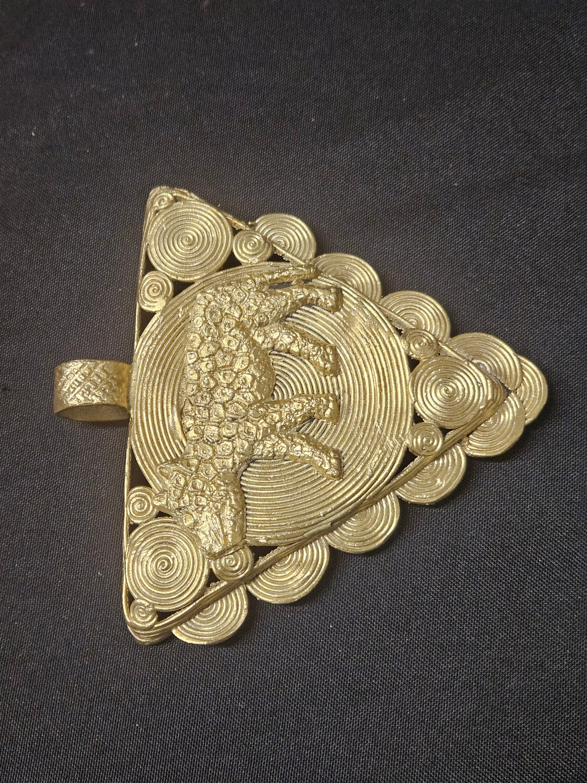 African Brass Leopard Pendant with Adinkrahene Symbol – Ghana