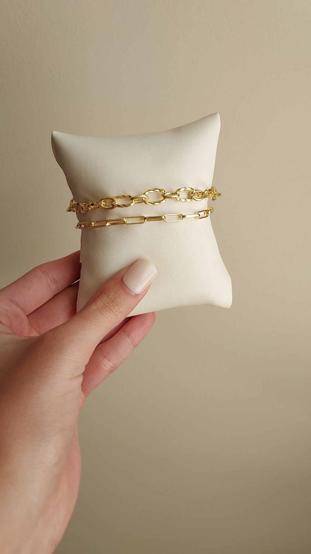 Dainty Gold Paperclip Bracelet