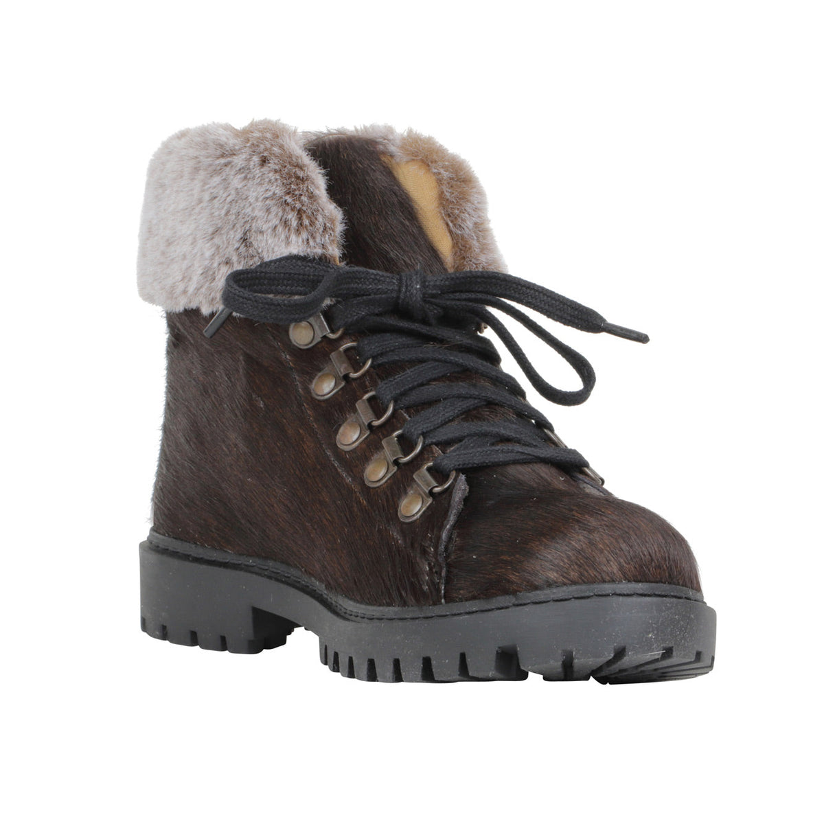 Turbulent Boots