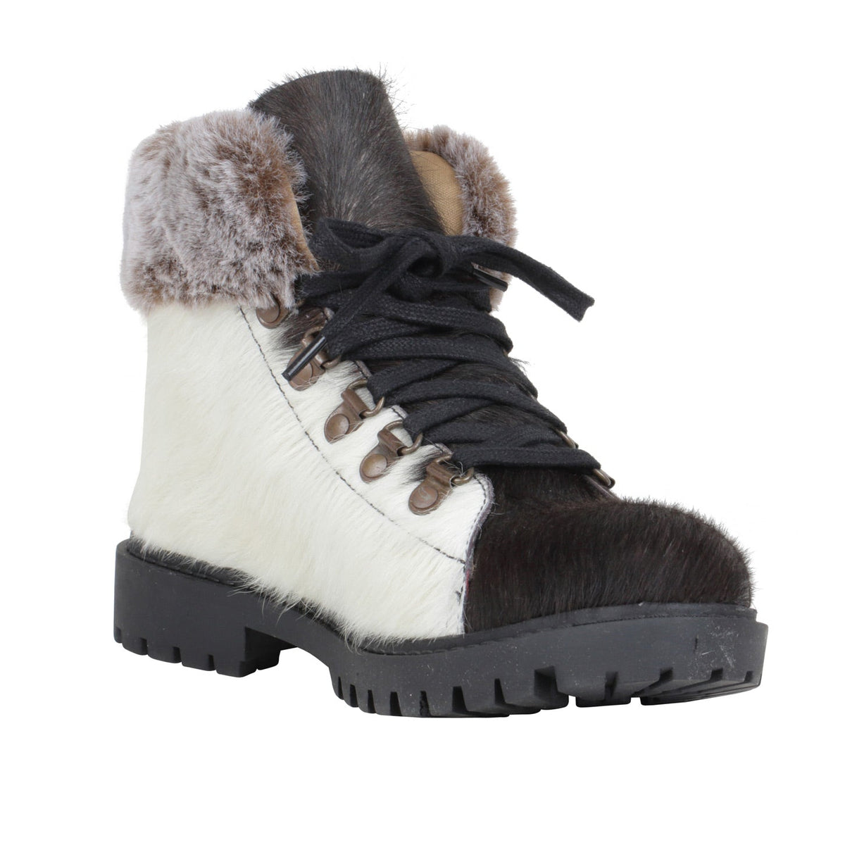 Turbulent Boots