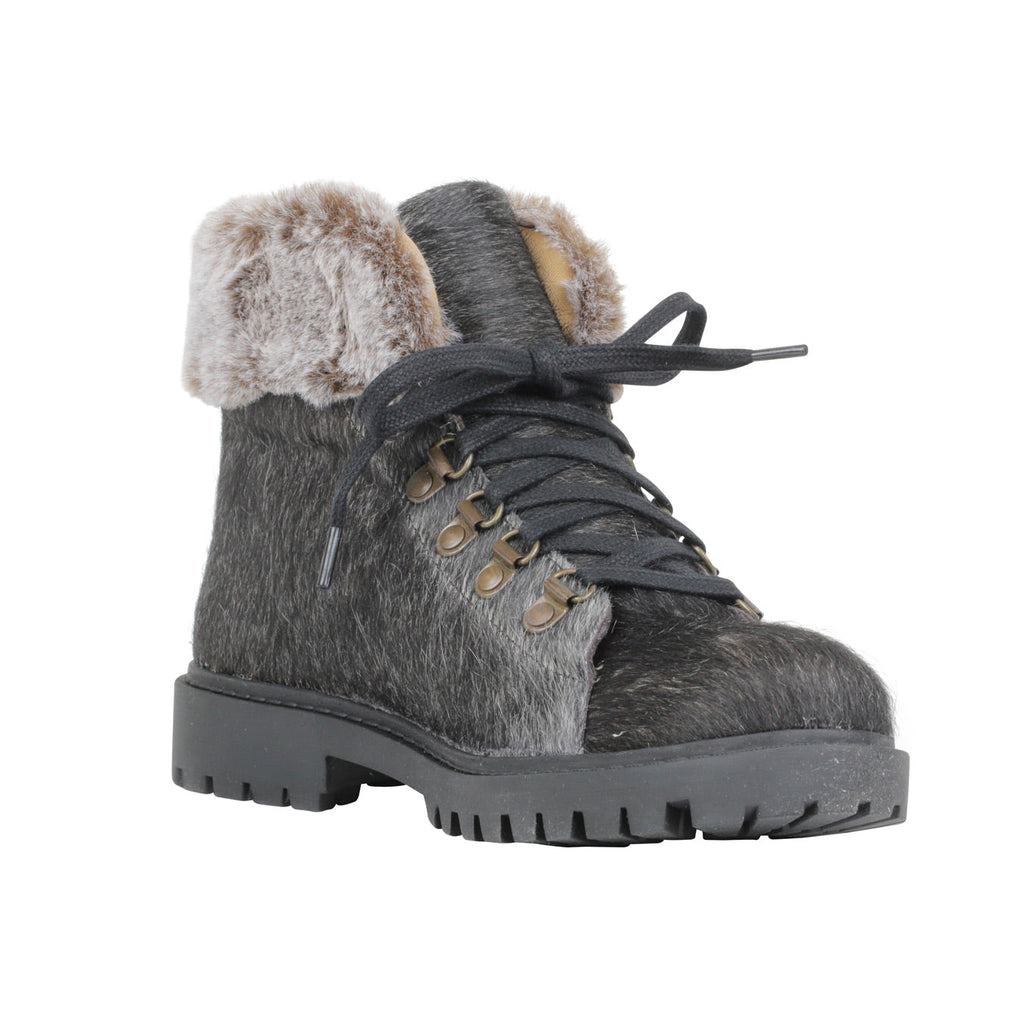 Turbulent Boots