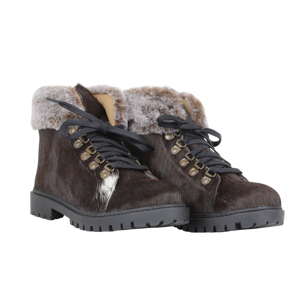Turbulent Boots