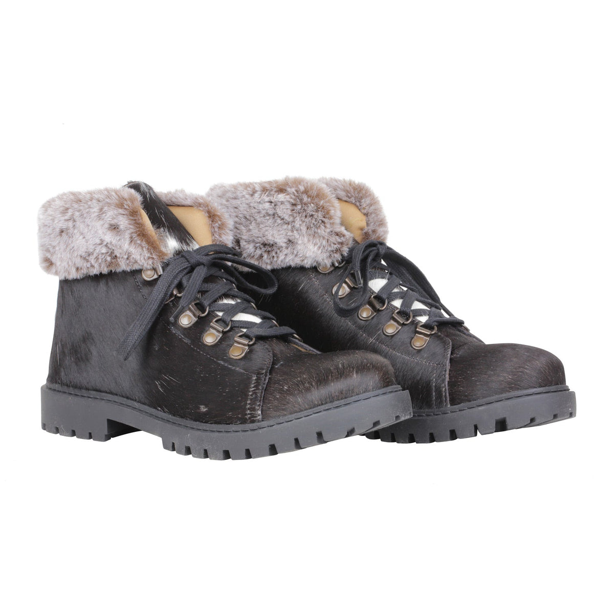 Turbulent Boots
