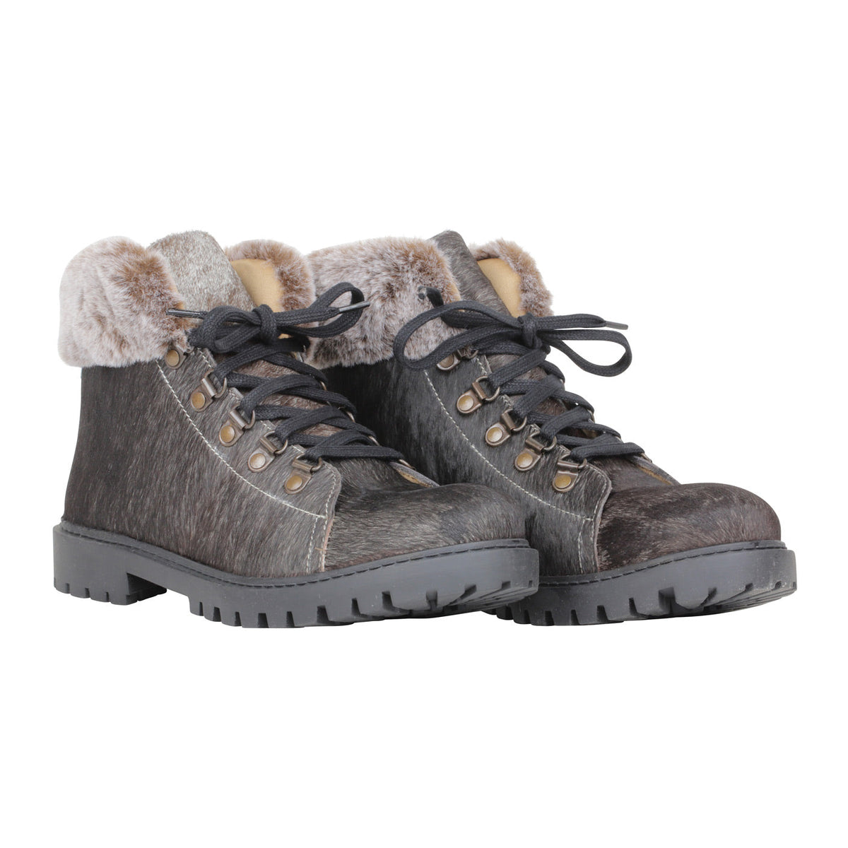 Turbulent Boots