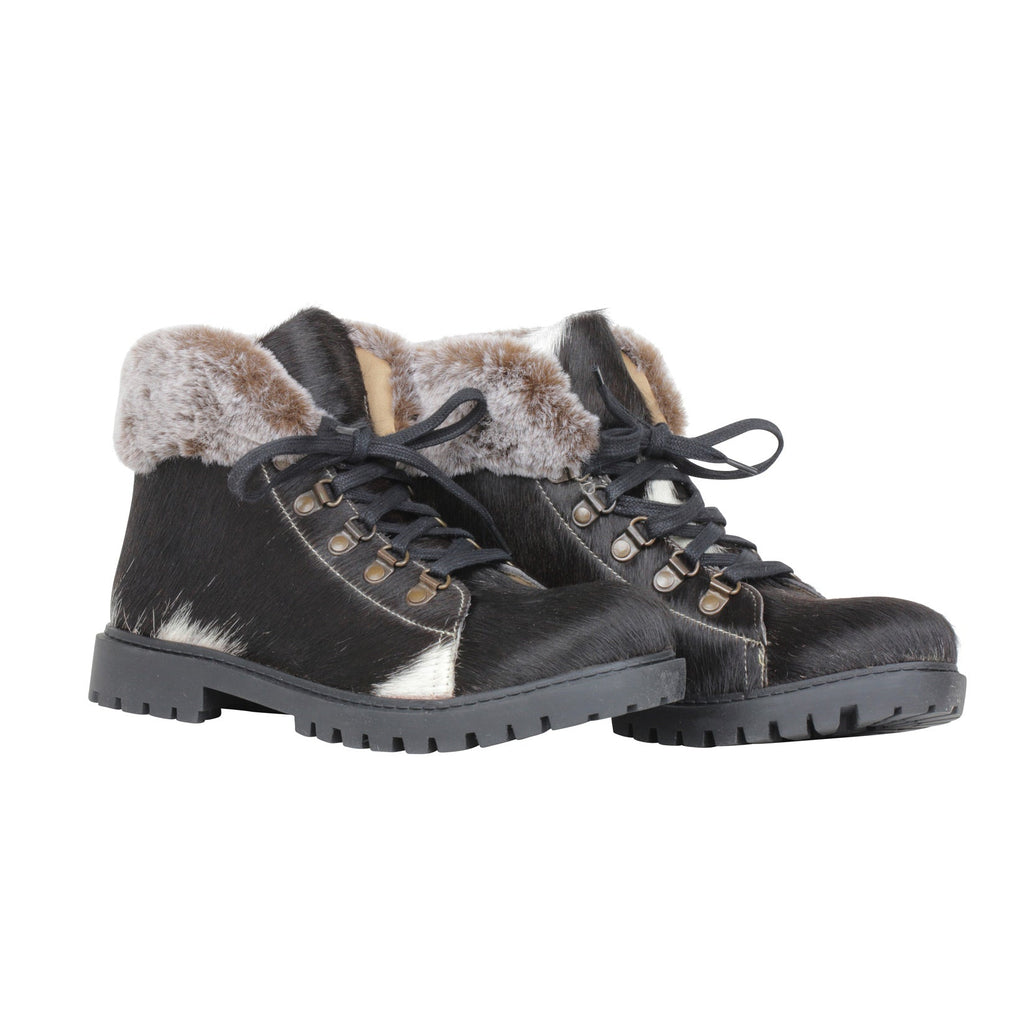 Turbulent Boots