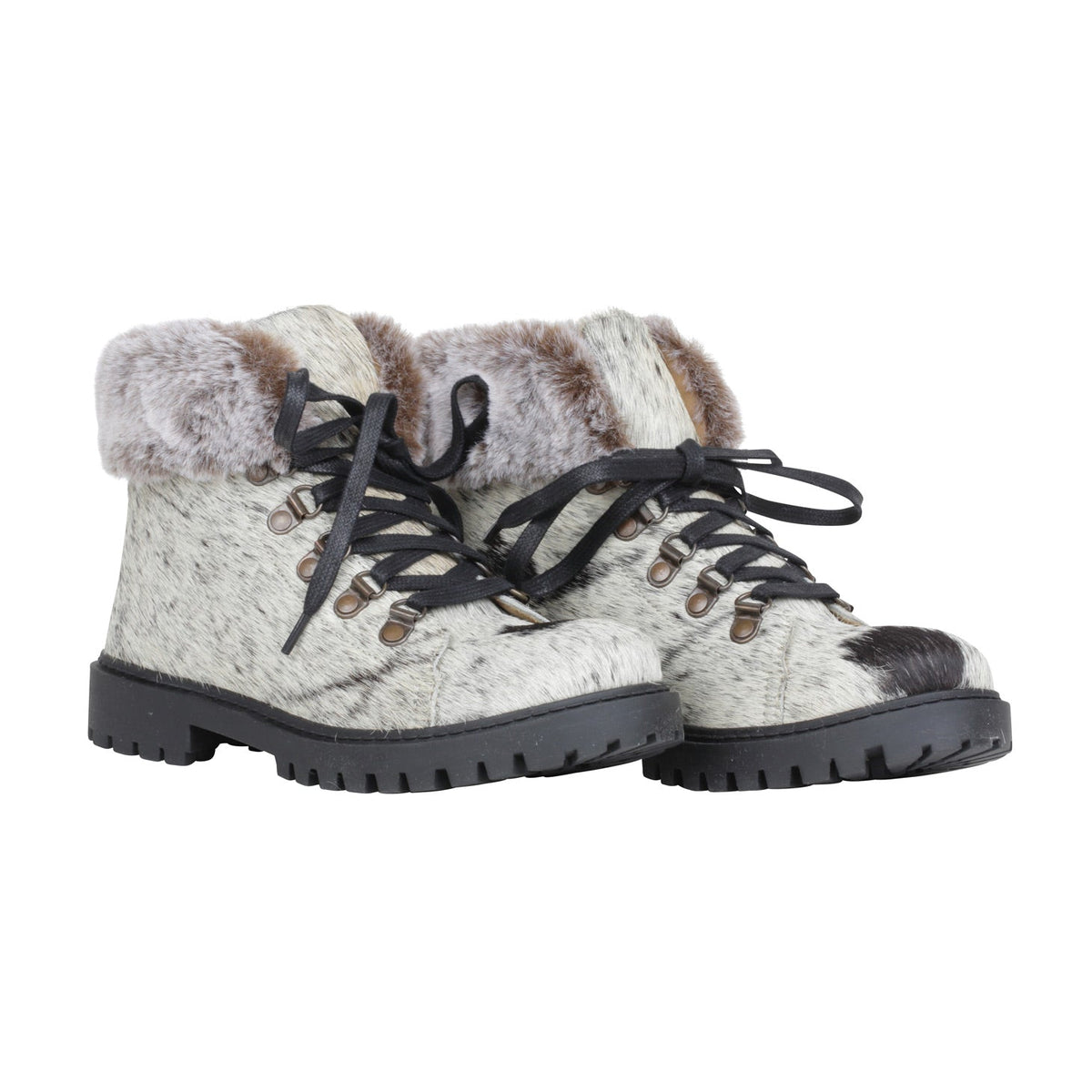 Turbulent Boots
