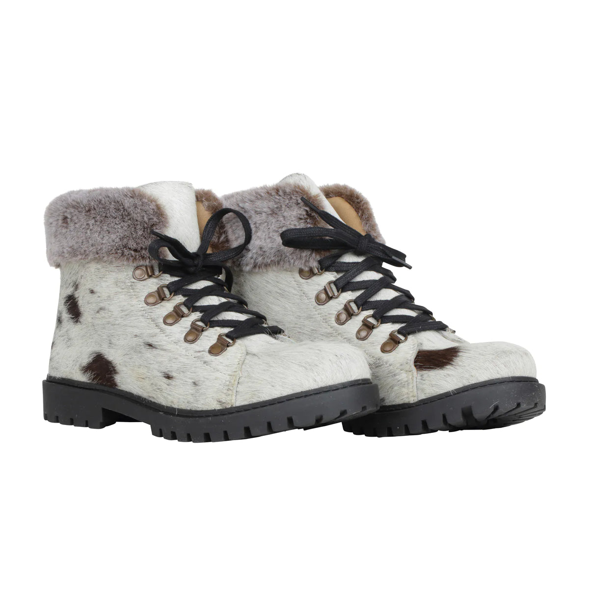 Turbulent Boots