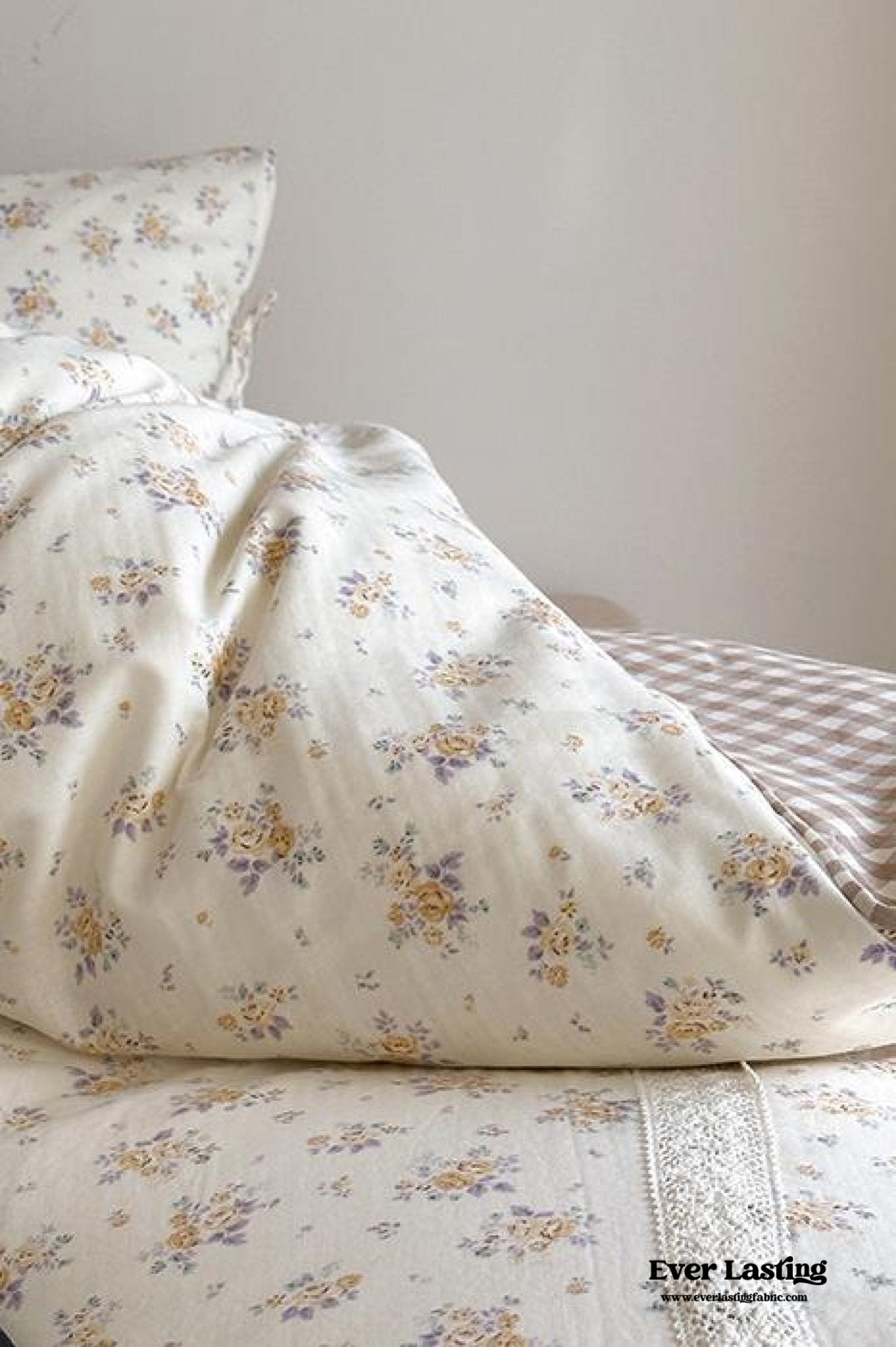 Rosalie Floral Lace Gingham Bedding Set / Pink