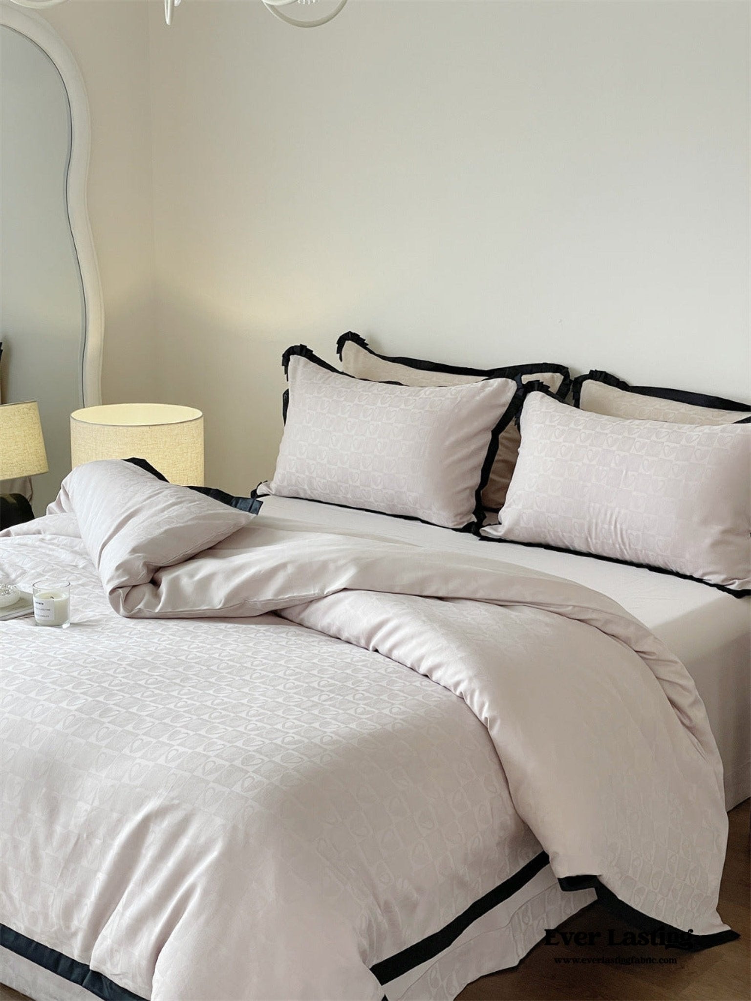 Silky Luxury Heart Textured Bedding Set / Beige