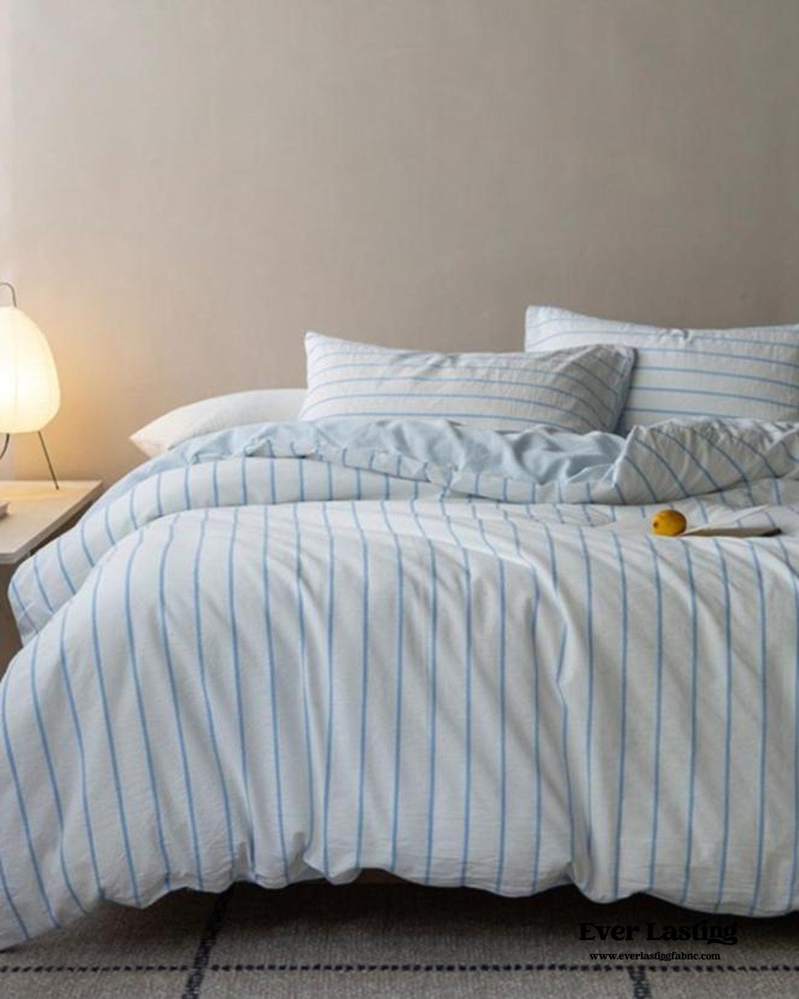 Skye Refreshing Striped Bedding Set / White