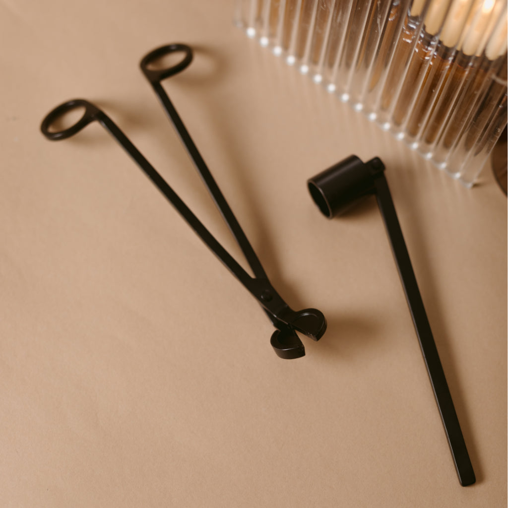 candle snuffer